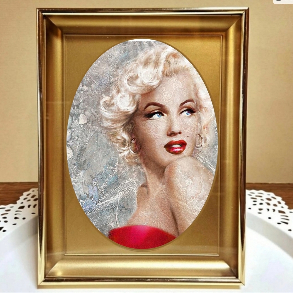 Marilyn Monroe Art Print Painting Framed Oval Bronze Gold Matted  Antique Framed